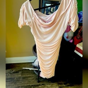 Venus Pink/Peach Ruched Bodycon Off-Shoulder Dress Large - Knee length